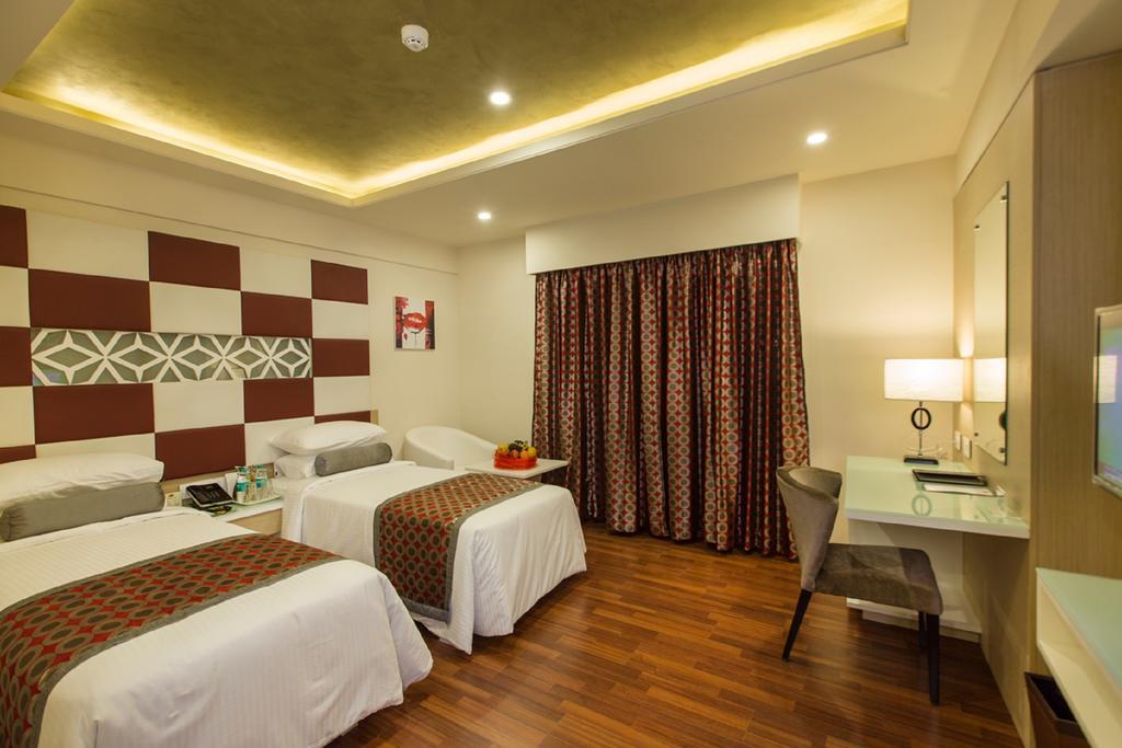 Pai Viceroy Hotel Tirupati Phòng bức ảnh