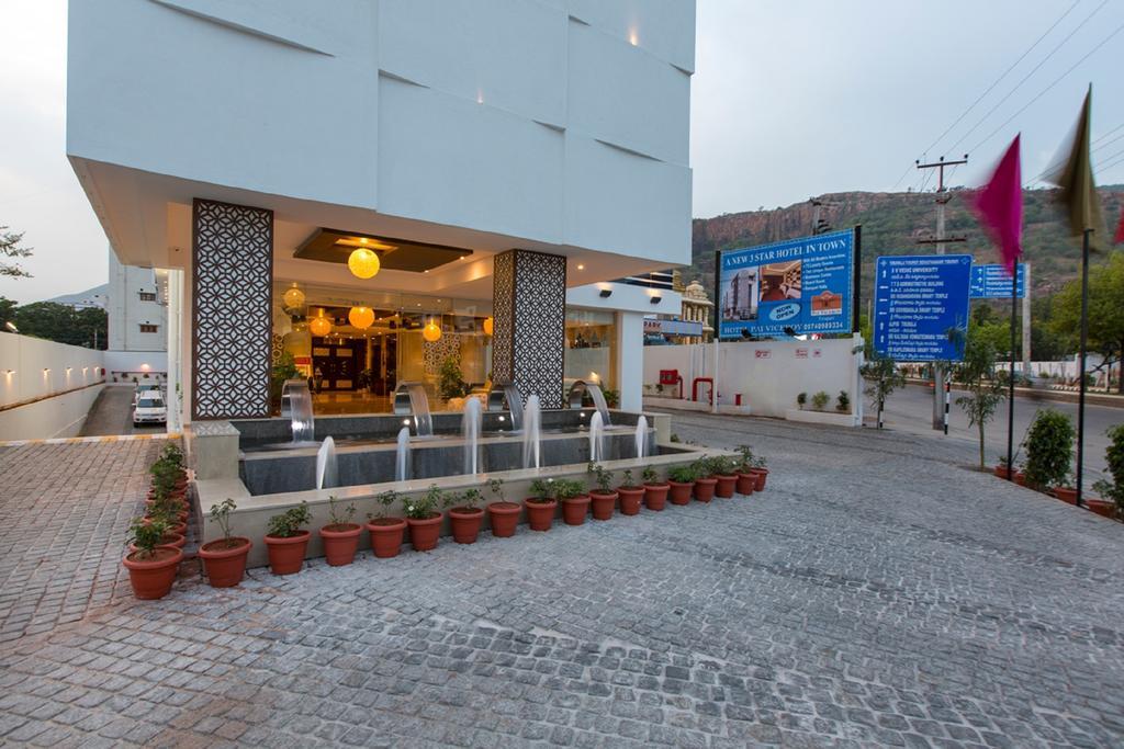 Pai Viceroy Hotel Tirupati Ngoại thất bức ảnh