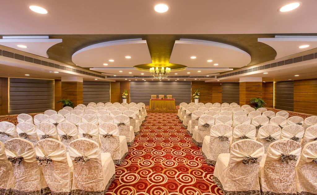 Pai Viceroy Hotel Tirupati Ngoại thất bức ảnh