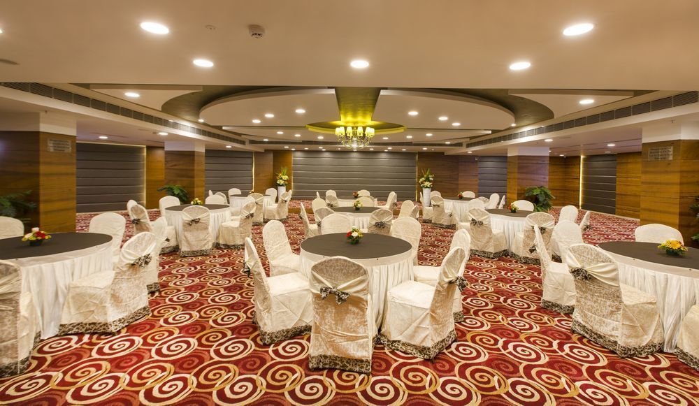 Pai Viceroy Hotel Tirupati Ngoại thất bức ảnh