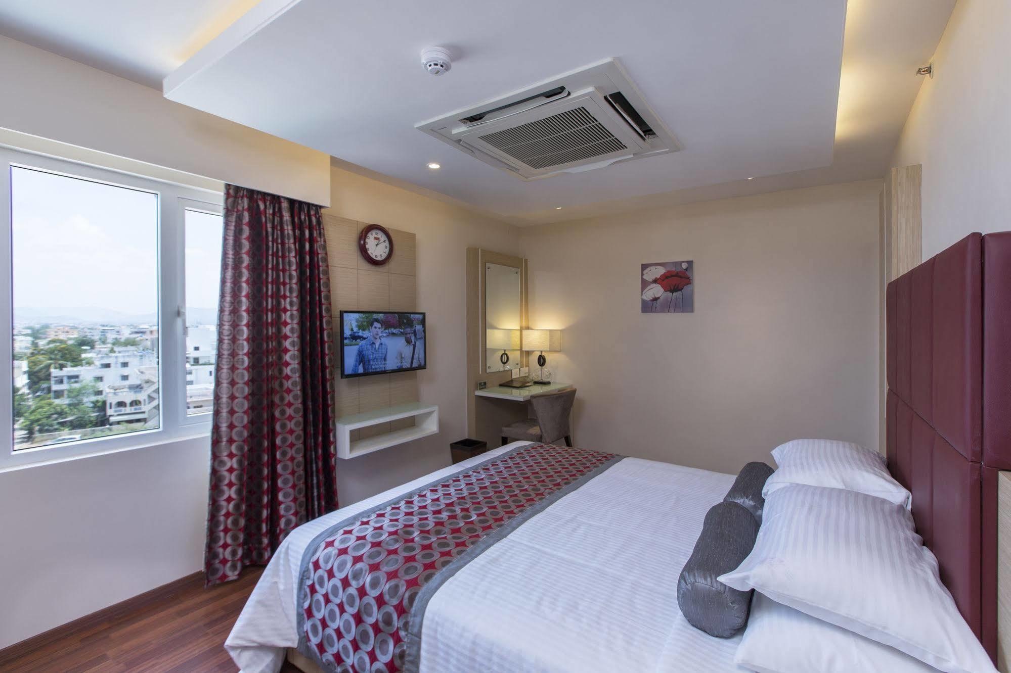 Pai Viceroy Hotel Tirupati Ngoại thất bức ảnh